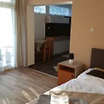 Bereny Panzio 住宿加早餐酒店 3*