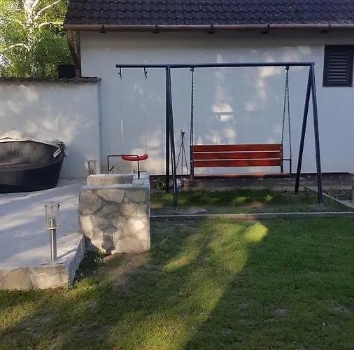 Bereny Panzio Bed & Breakfast Balatonberény