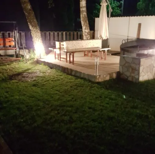 Bed & Breakfast Bereny Panzio 3*