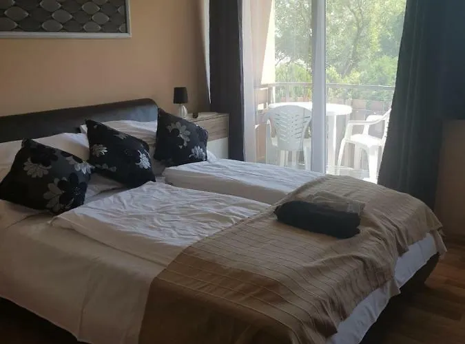 Bereny Panzio Bed & Breakfast 3*